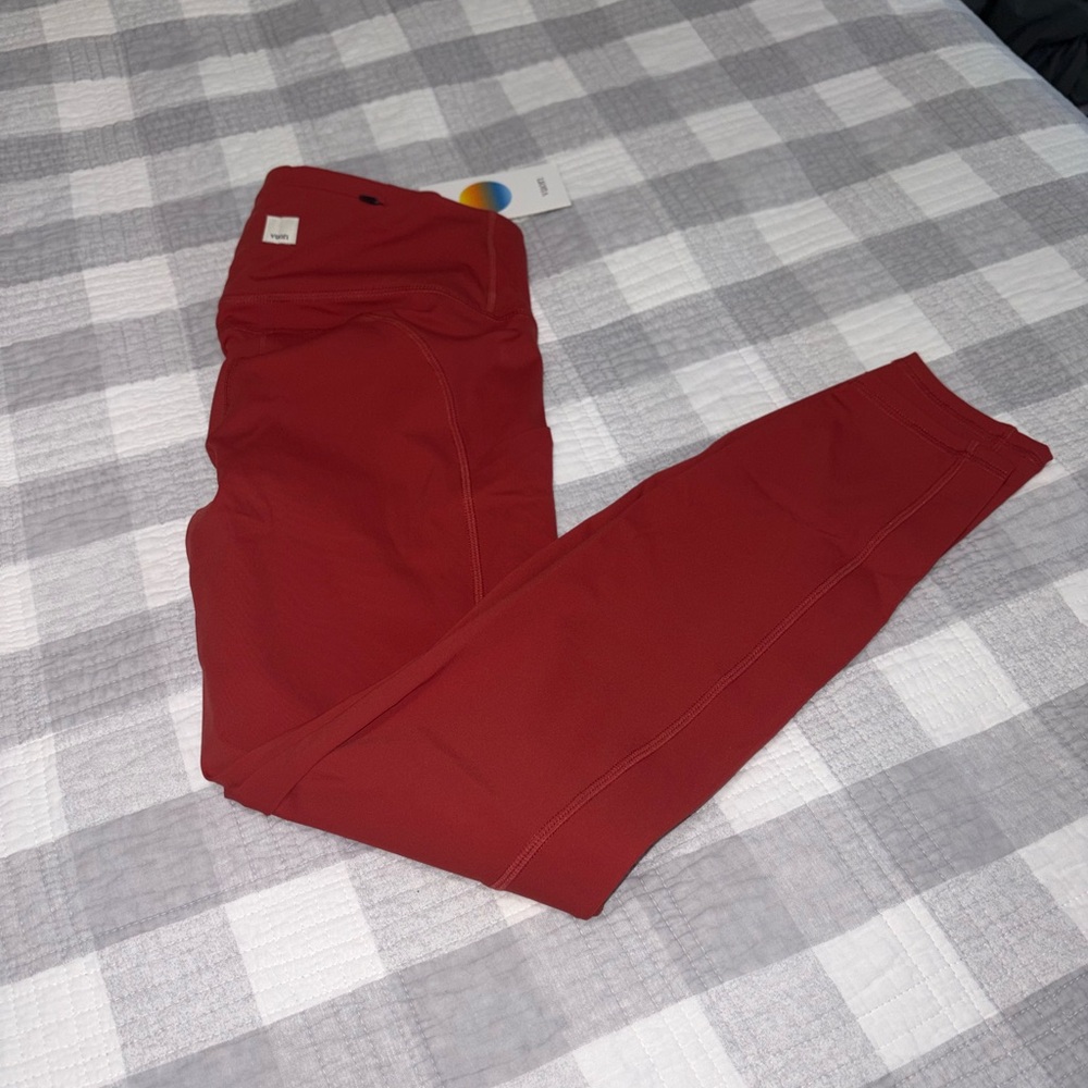 Vuori Womens Stride  Leggings in Poppy (medium)